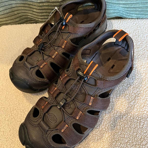 SOLD BEARPAW Memuru Mens Sandals, NWT, Size 10 Color Chocolate - Picture 10 of 10